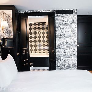 Klassieke Kamer met Twee Aparte Bedden